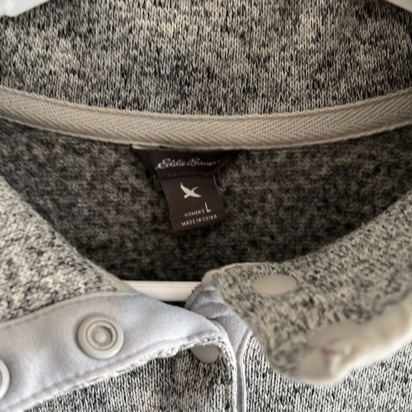 Eddie Bauer, women’s sweater fleece, size large - Picture 2 of 3